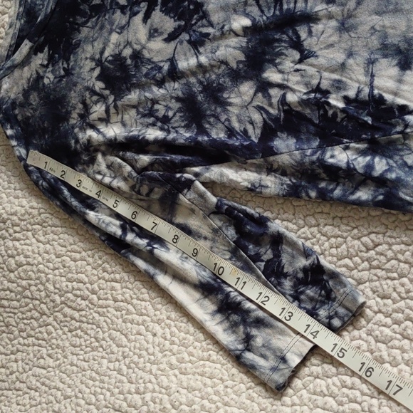 Two Sisters M/L Blue Tie Dye High Low Asymmetrical Hem Quarter Sleeve Tunic Top - Picture 6 of 13